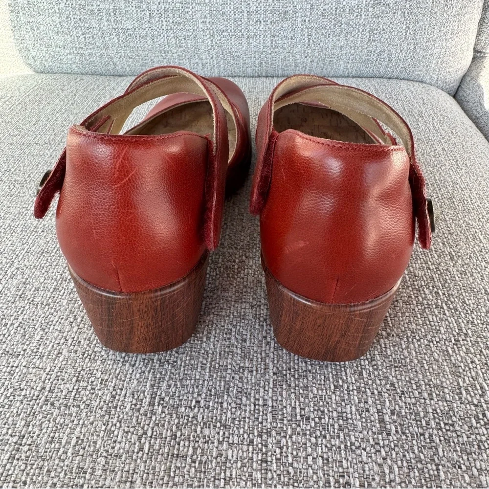 Alegria Savina Red Leather Wedge Sandals Size 40